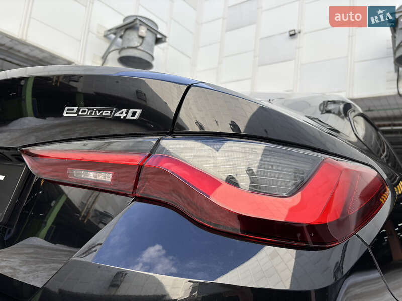Купе BMW i4 2022 в Києві фото 23 Купе BMW i4 2022 в Києві