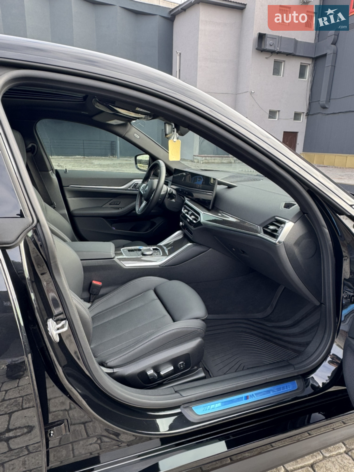 2023 BMW i4 - мініатюра 16