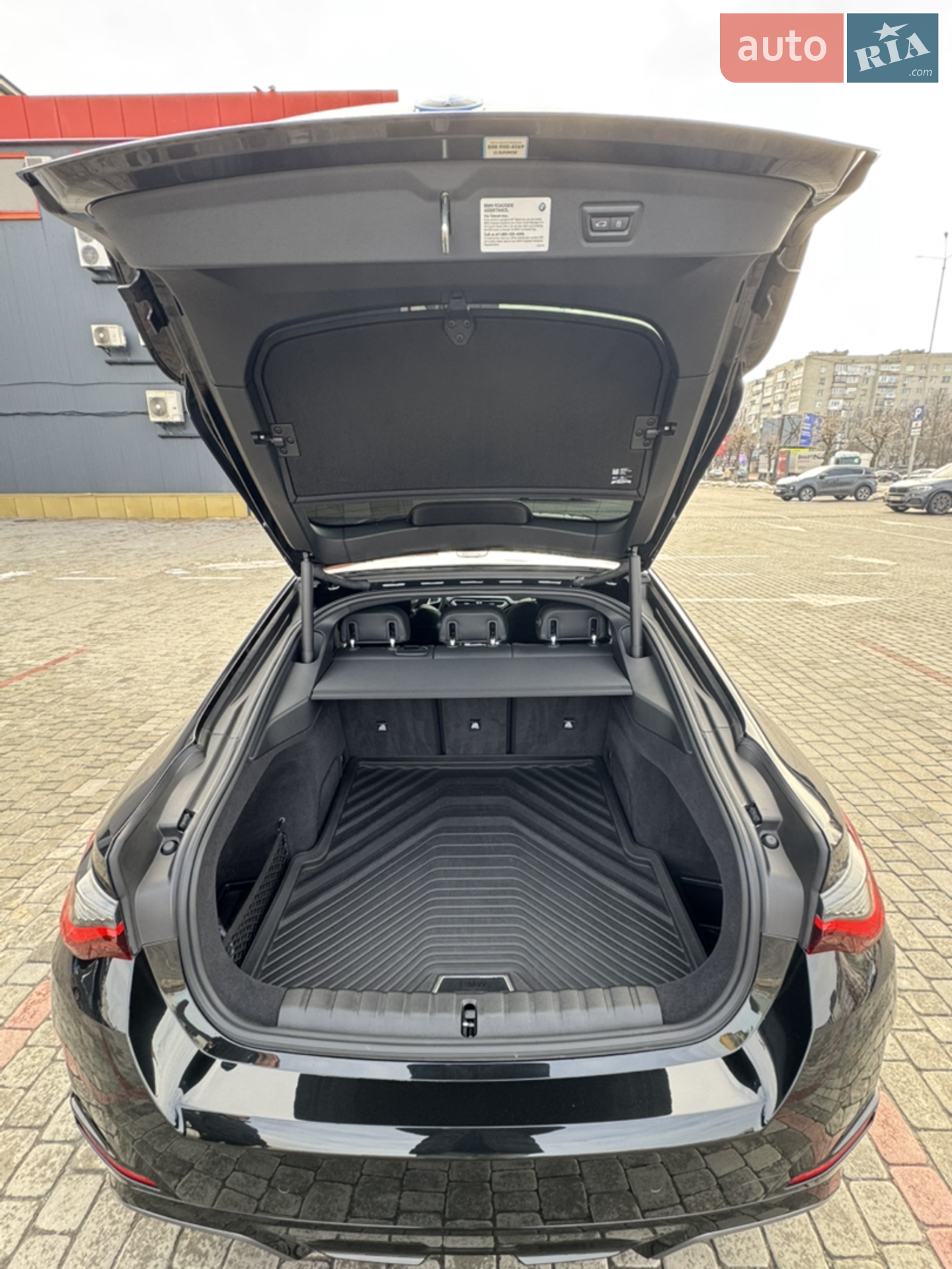 2023 BMW i4 - мініатюра 21