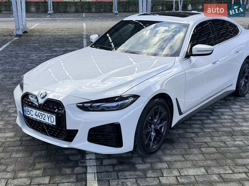 Купе BMW i4 2024 в Львове