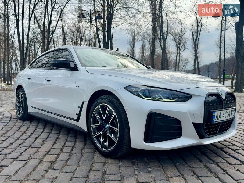 Купе BMW i4 2024 в Києві