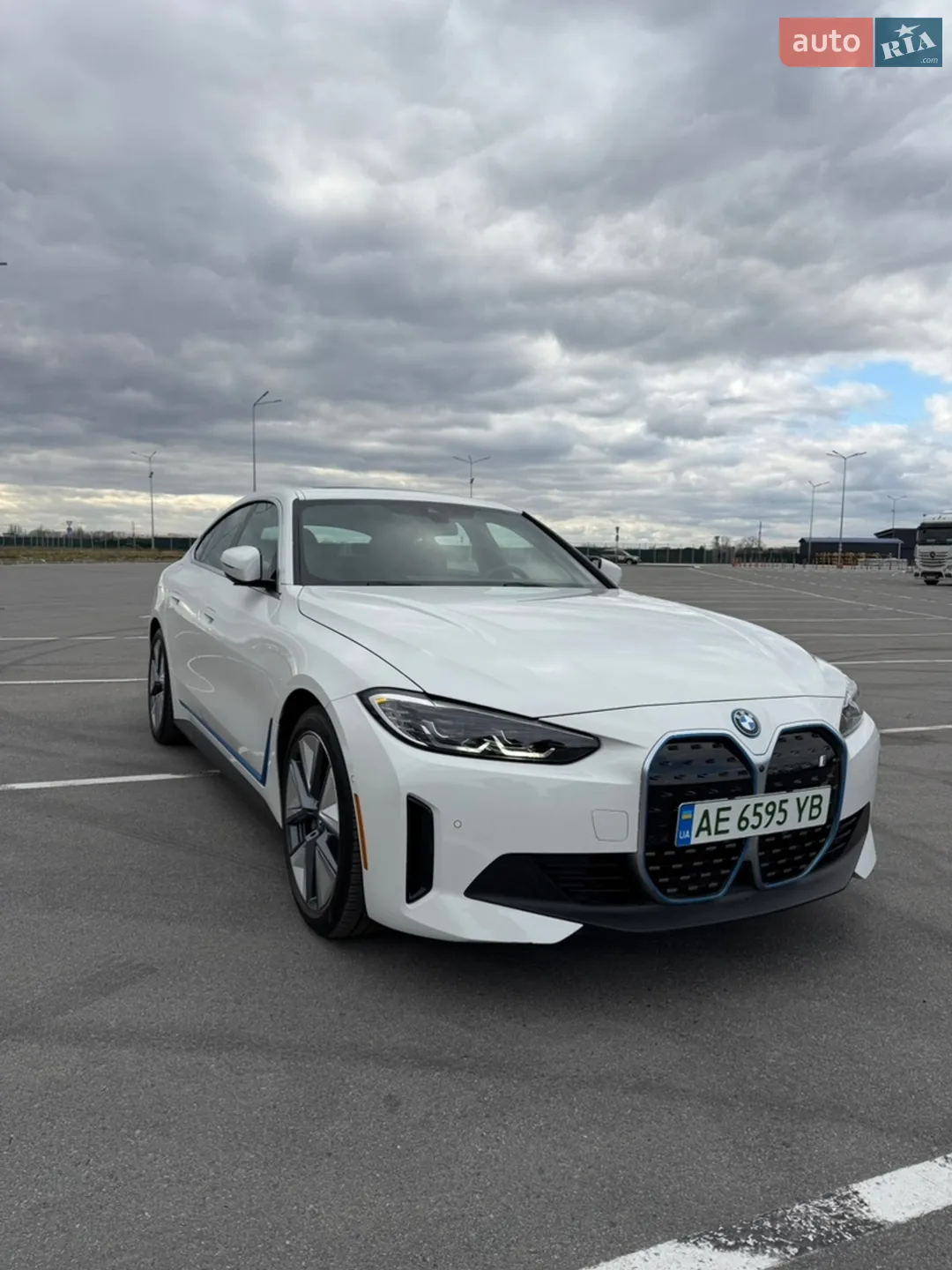 2024 BMW i4 - мініатюра 2