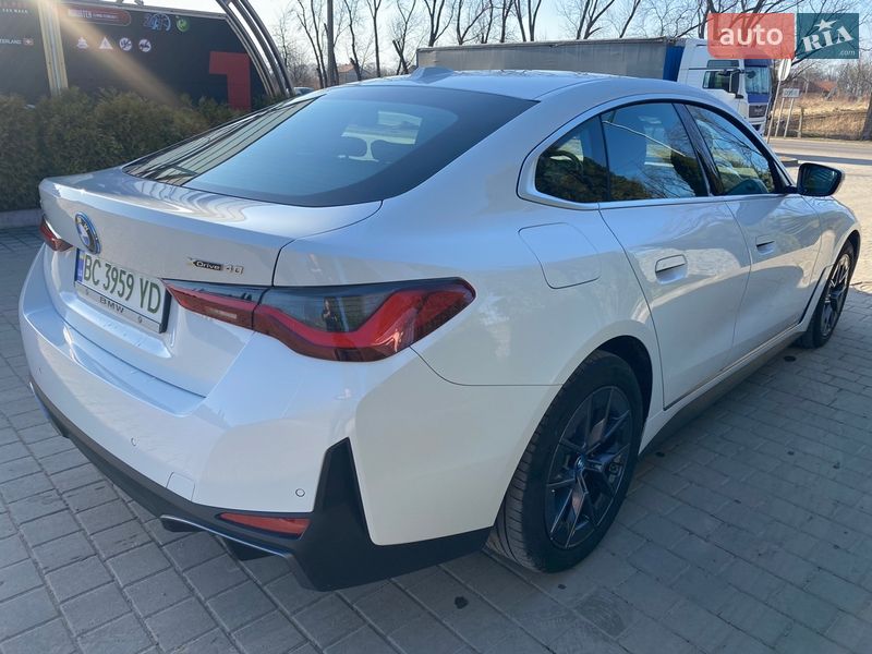 Купе BMW i4 2024 в Самборе