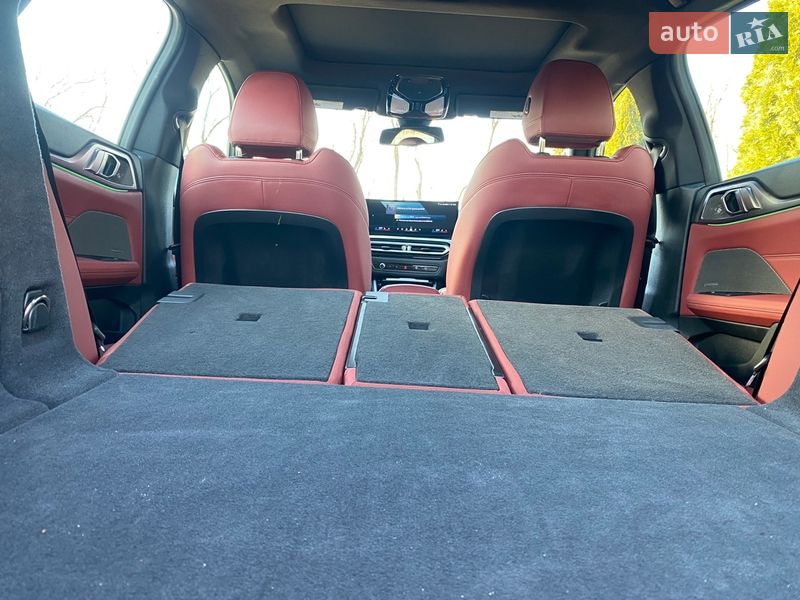 Купе BMW i4 2024 в Самборе