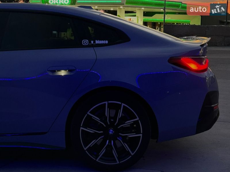 Купе BMW i4 2022 в Львове