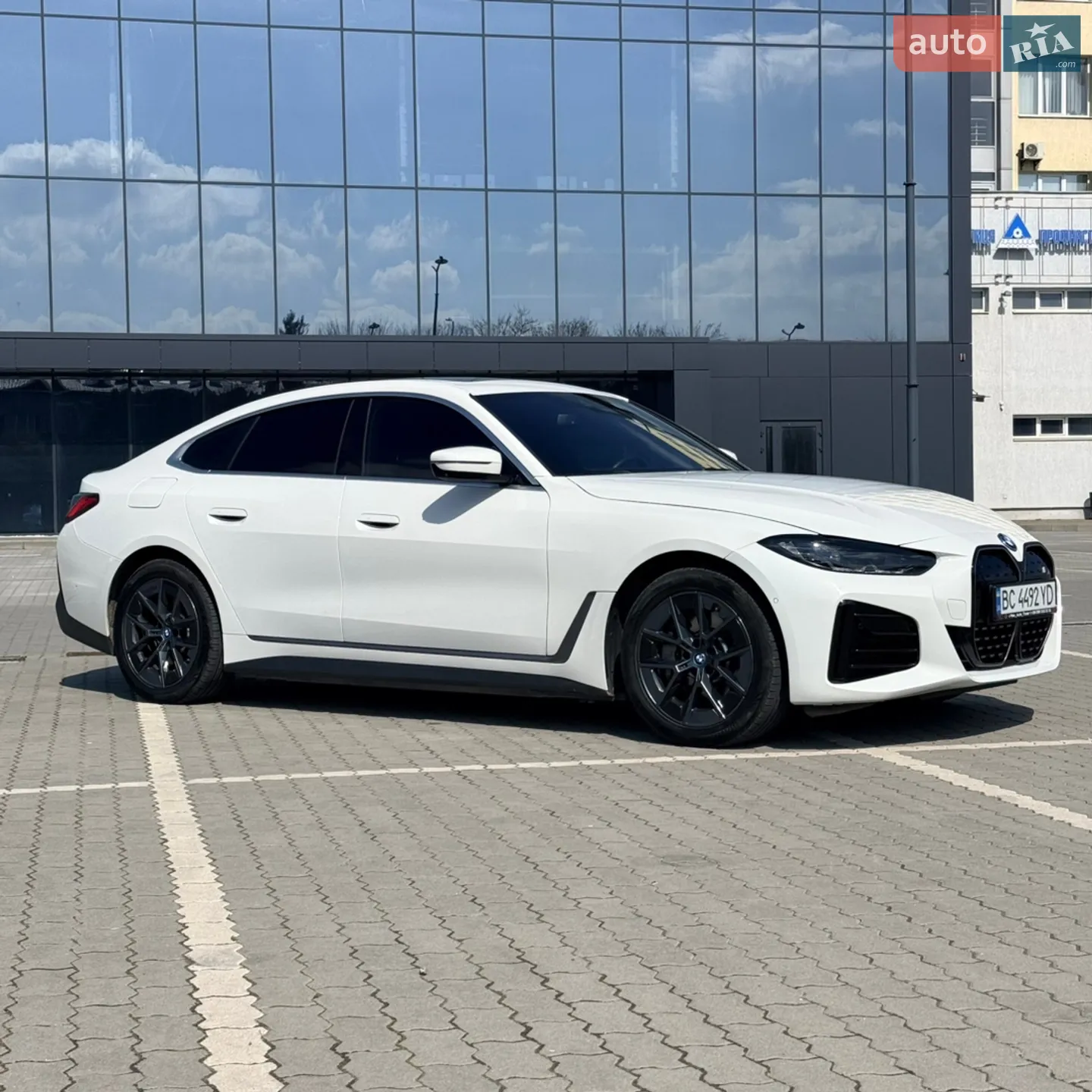 2024 BMW i4 - мініатюра 4