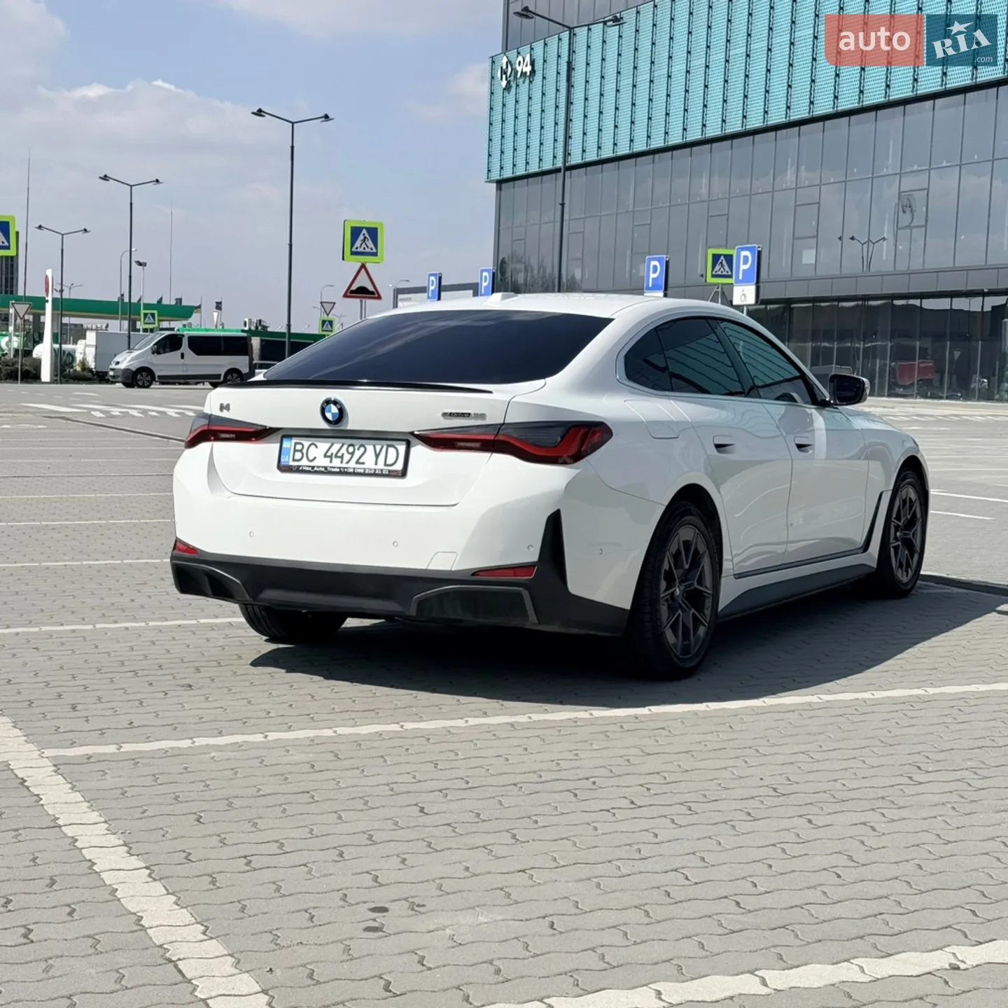 2024 BMW i4 - мініатюра 14