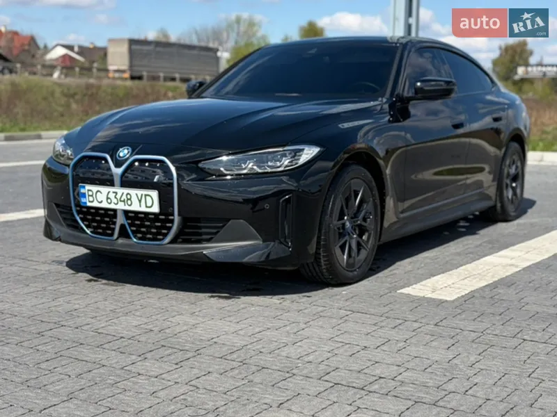 BMW i4