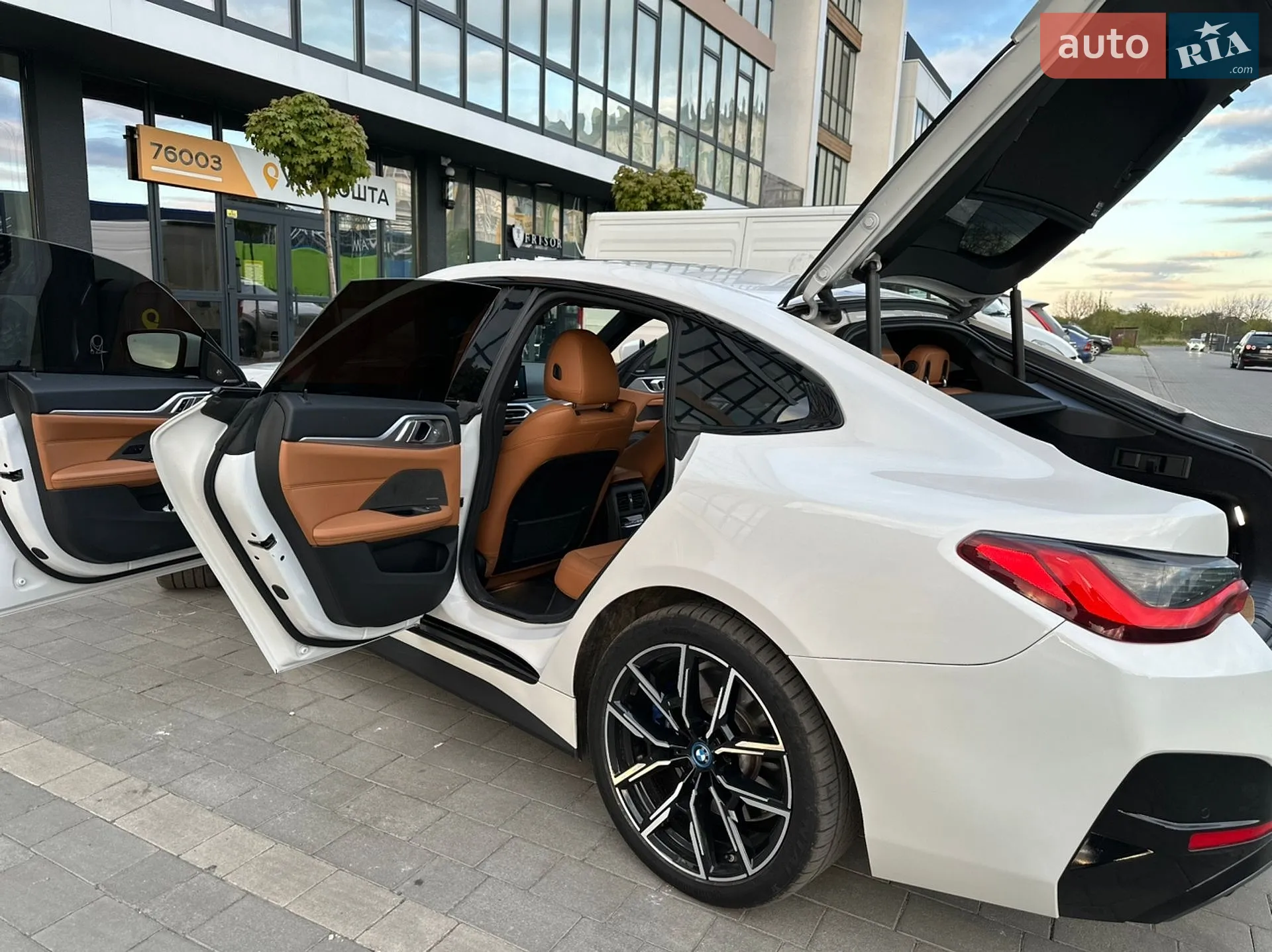 2022 BMW i4 - мініатюра 29