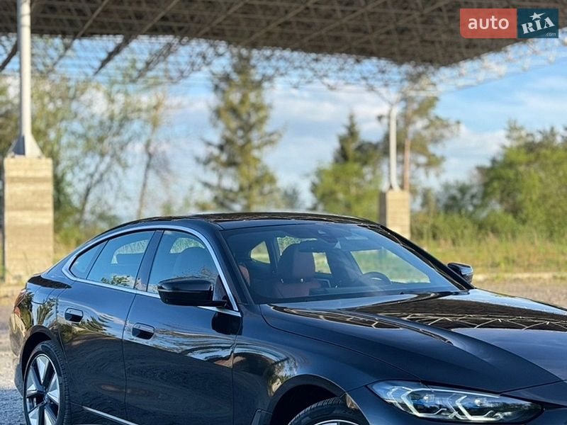 Купе BMW i4 2024 в Самборе