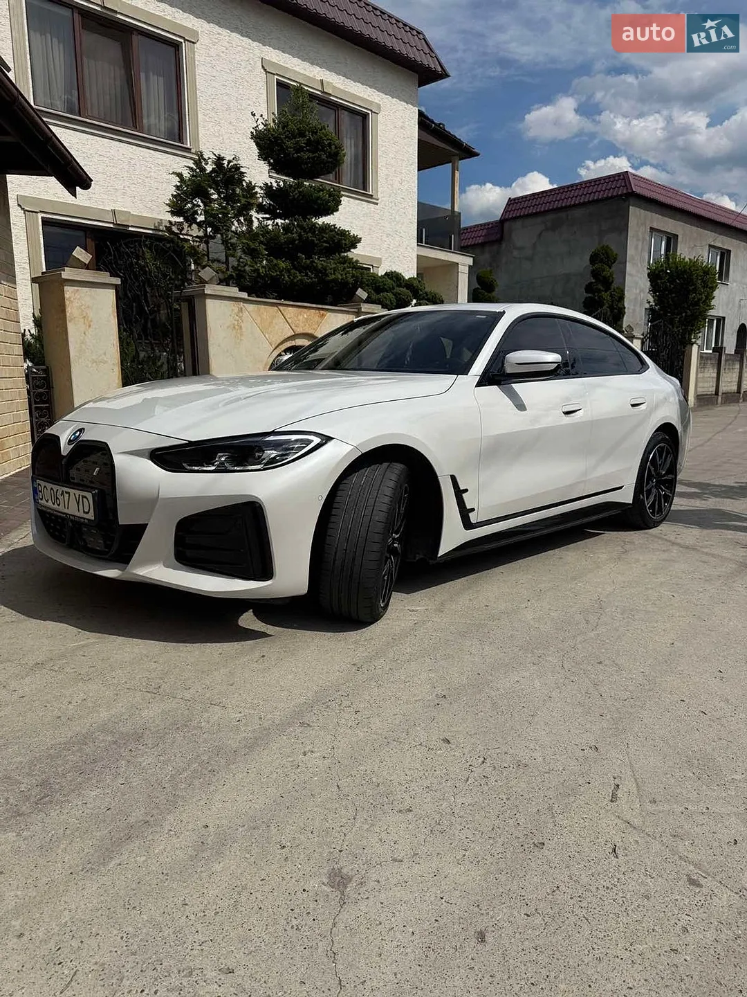 2024 BMW i4 - мініатюра 3