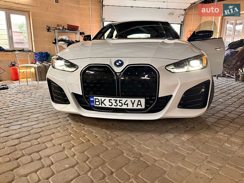 Купе BMW i4 2023 в Ровно