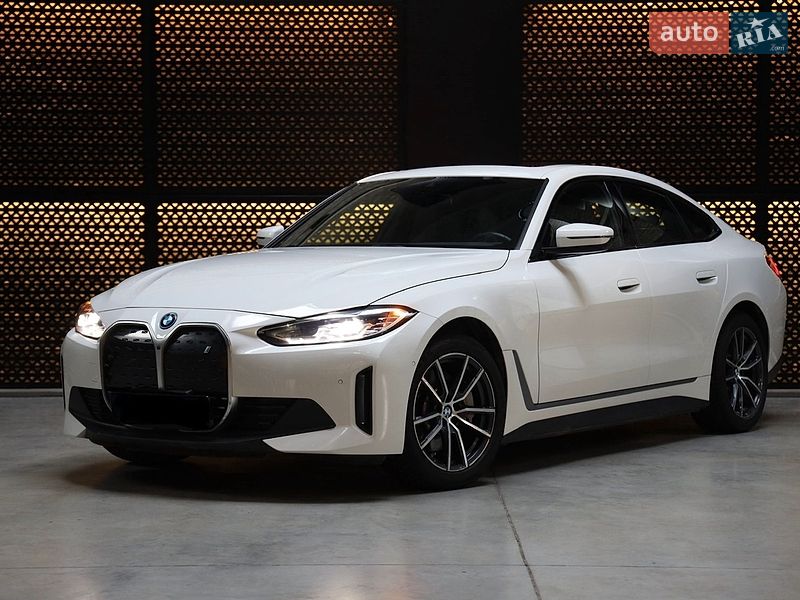 BMW i4 2023