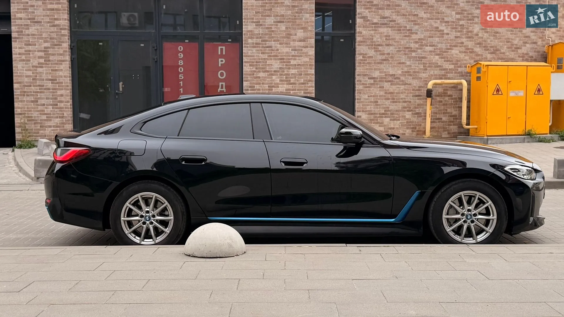 2023 BMW i4 - мініатюра 8