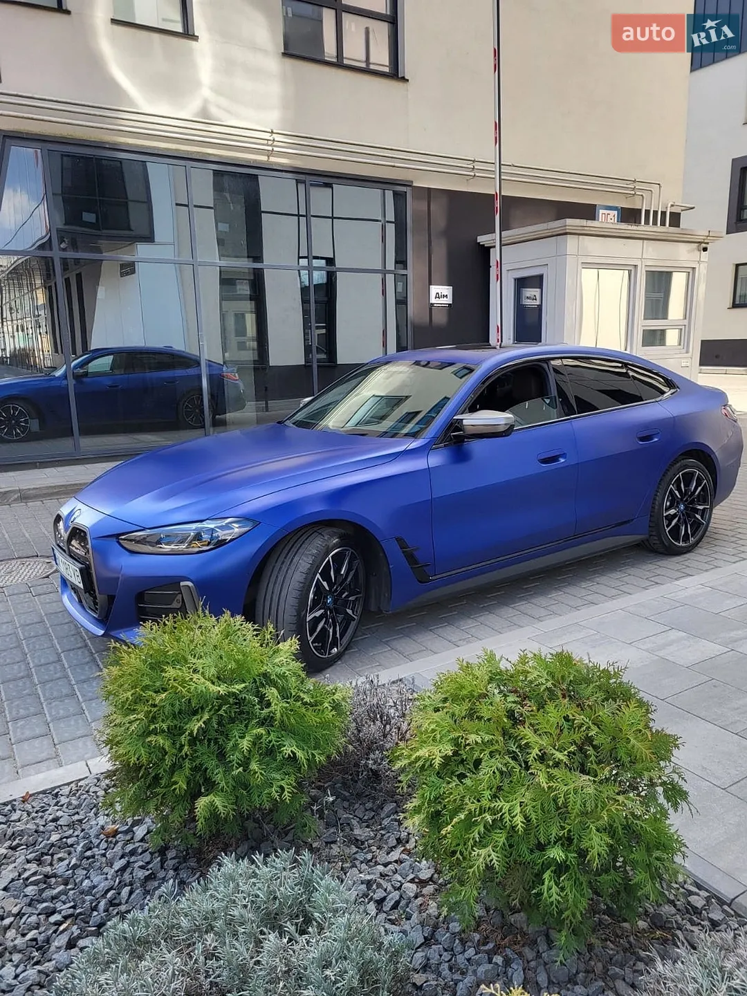 2022 BMW i4 - мініатюра 8
