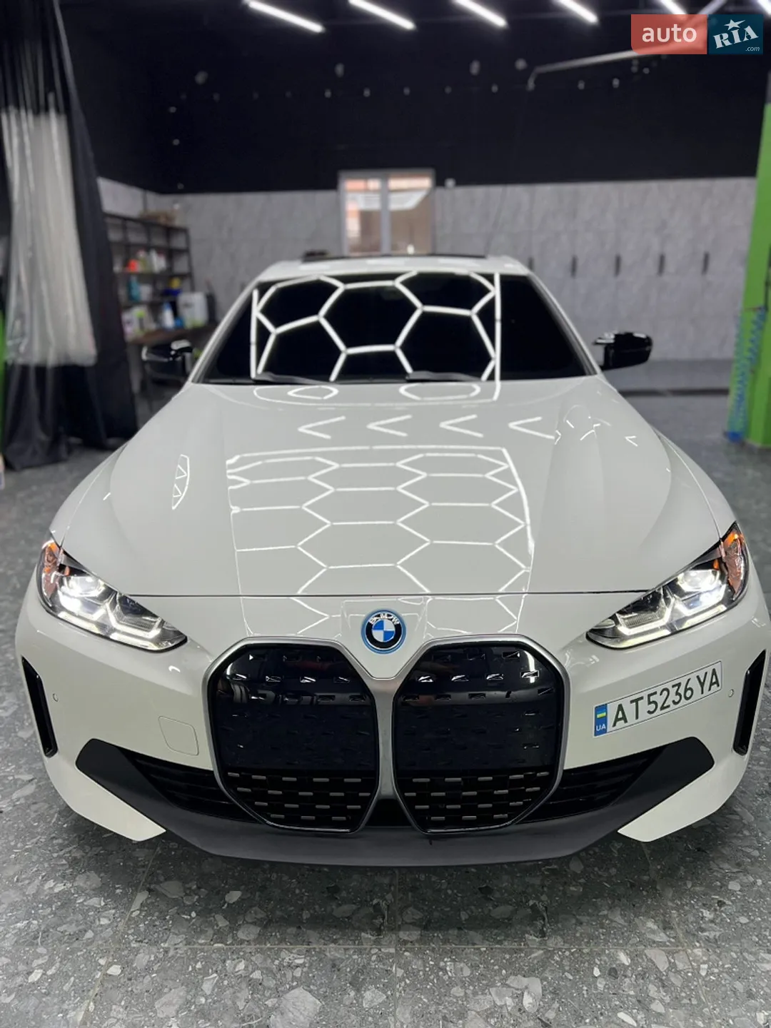 2023 BMW i4 - мініатюра 5