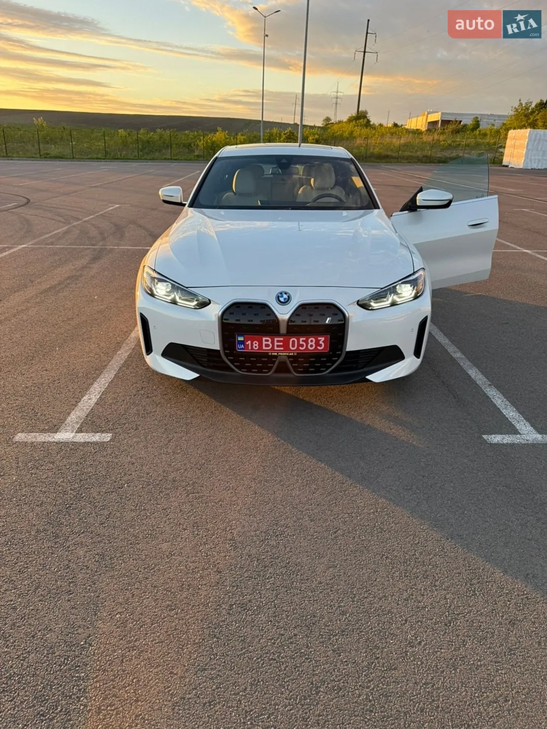 2022 BMW i4 - мініатюра 10