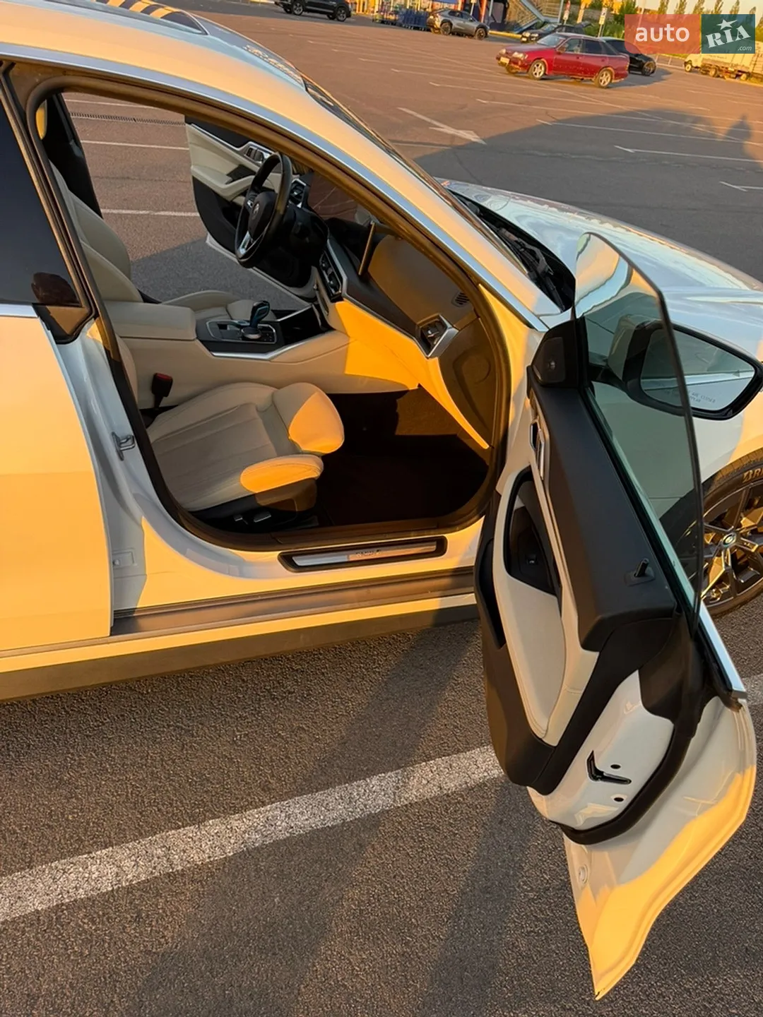 2022 BMW i4 - мініатюра 61