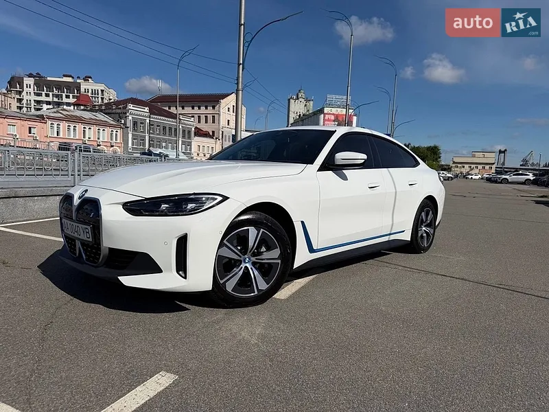 BMW i4