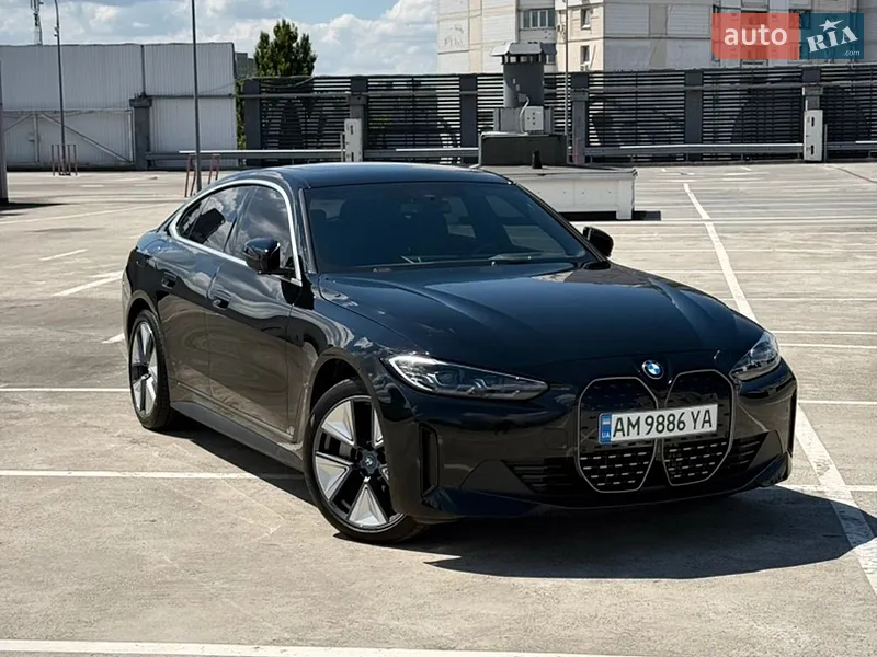 BMW i4