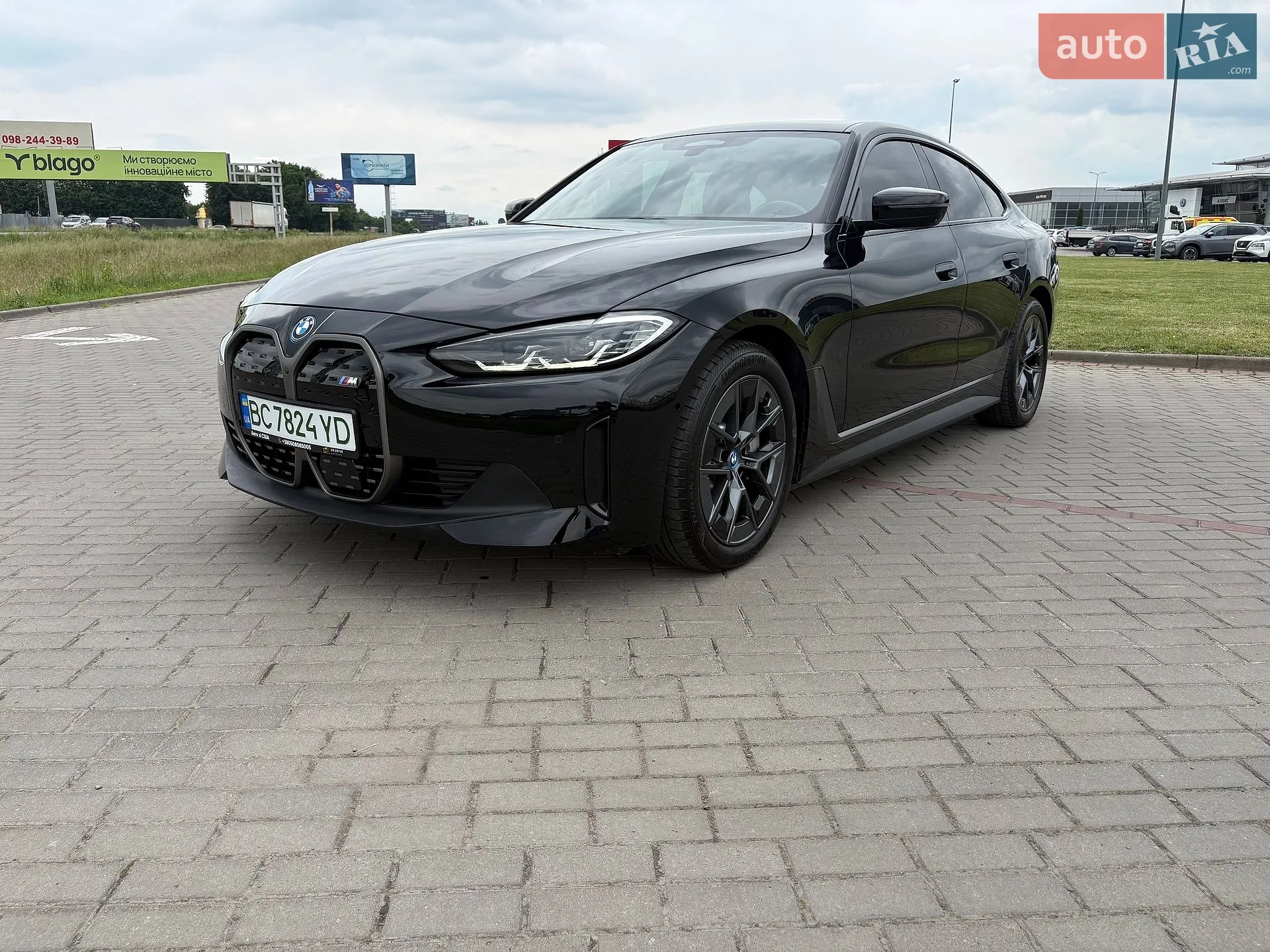 2023 BMW i4 - фото 1
