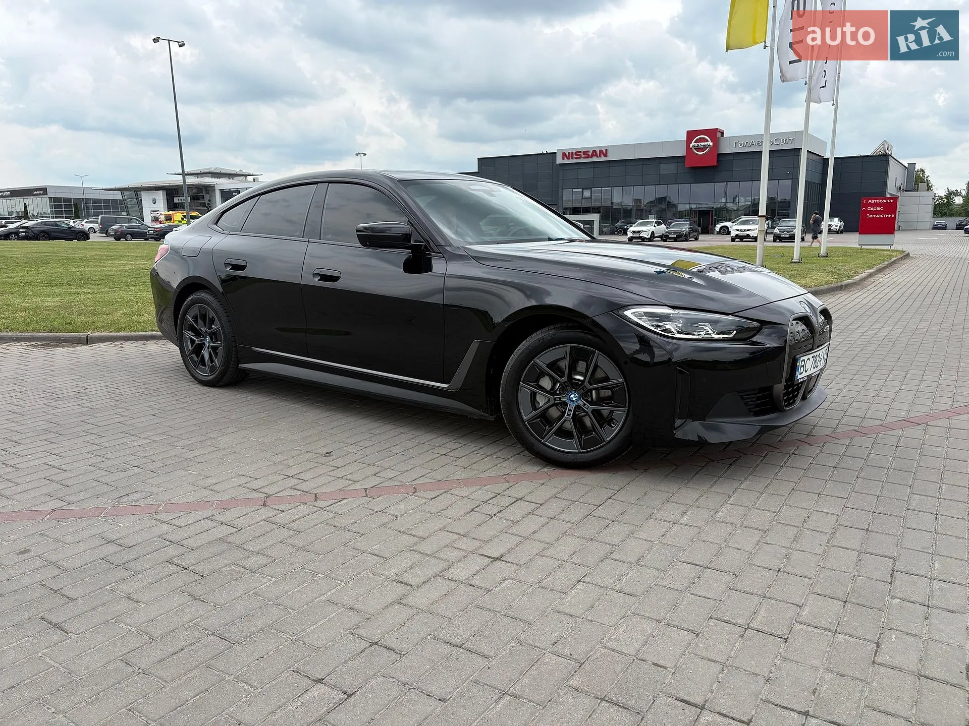 2023 BMW i4 - мініатюра 2