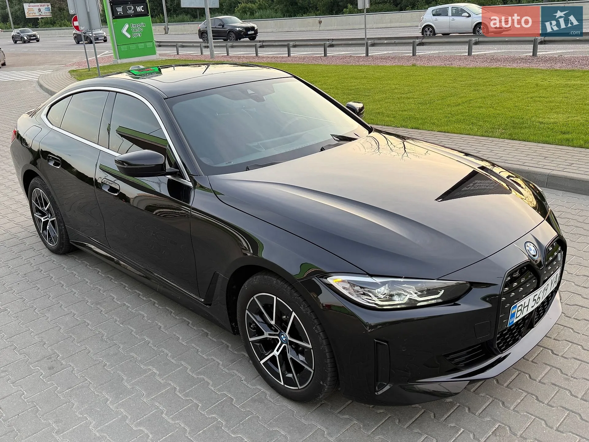 2023 BMW i4 - мініатюра 23