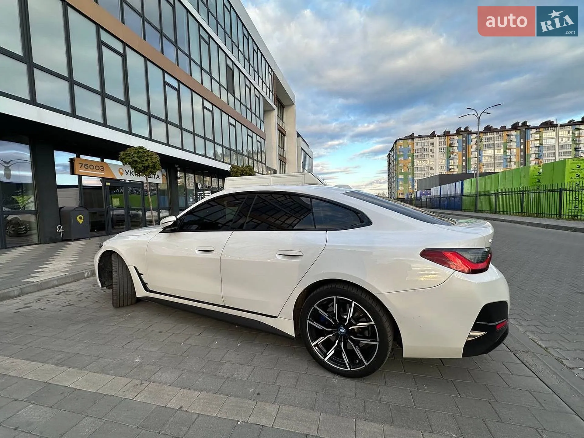 2022 BMW i4 - мініатюра 5
