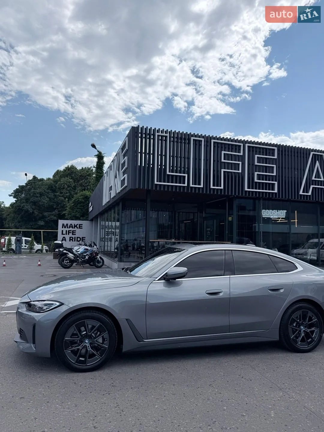 2024 BMW i4 - мініатюра 9