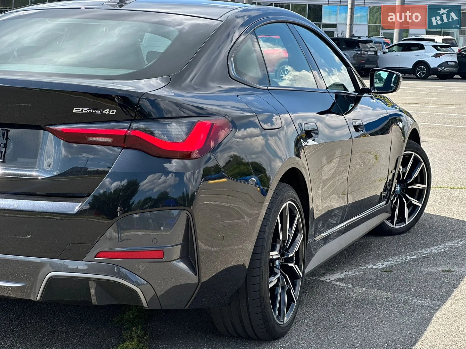 2022 BMW i4 - мініатюра 18