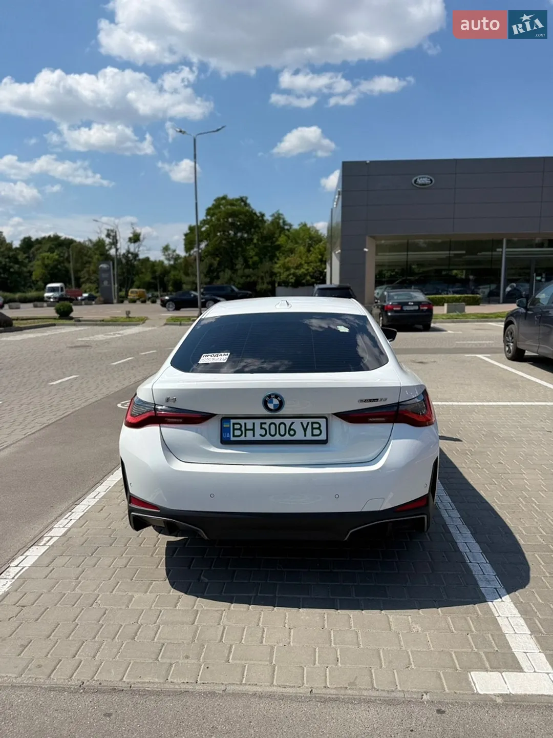 2023 BMW i4 - мініатюра 6