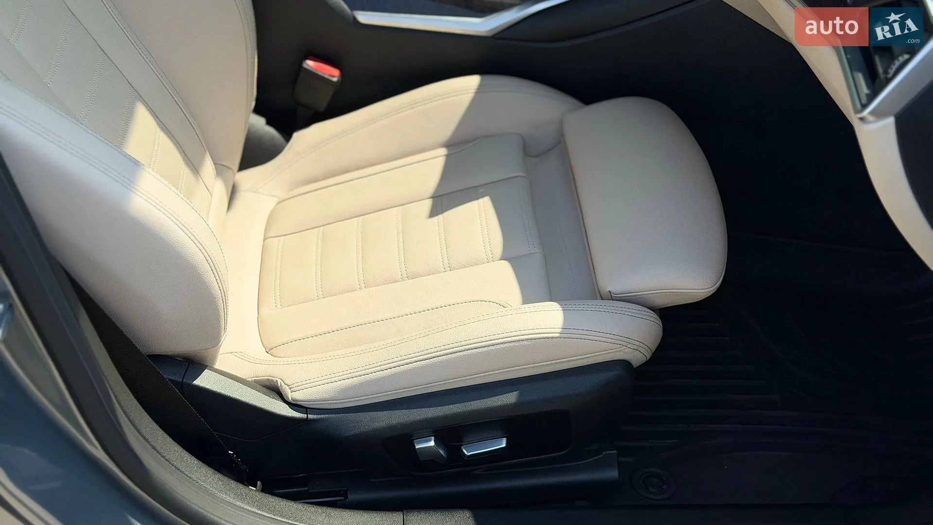 2023 BMW i4 - мініатюра 43