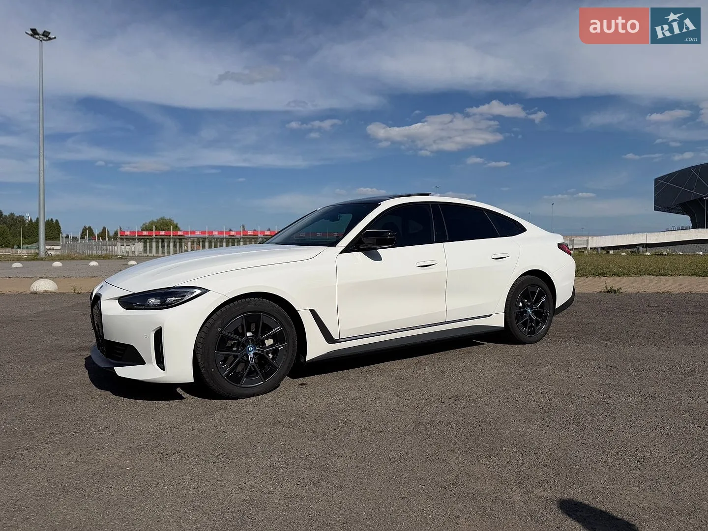 2024 BMW i4 - мініатюра 23