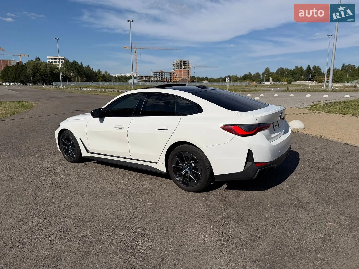 2024 BMW i4 - мініатюра 24