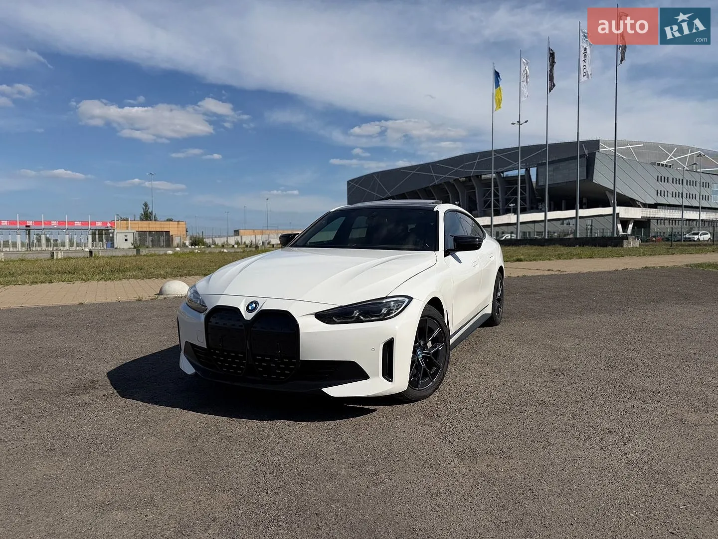 2024 BMW i4 - мініатюра 26