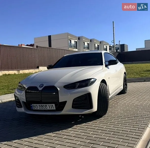 BMW i4