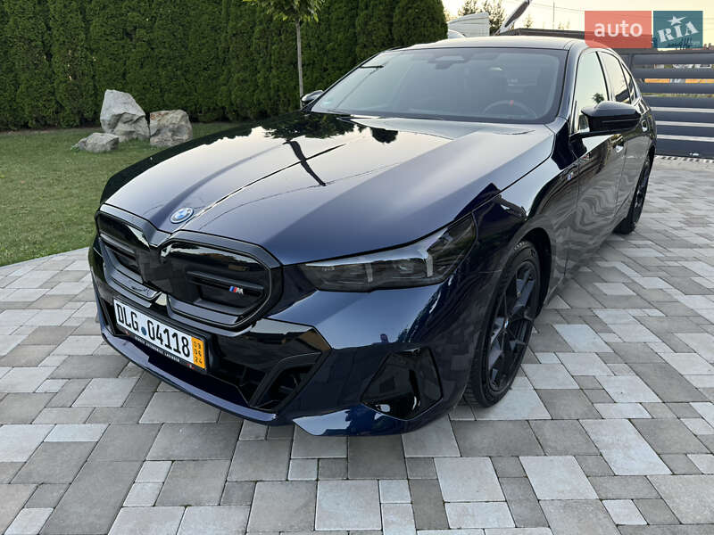 BMW i5 2023