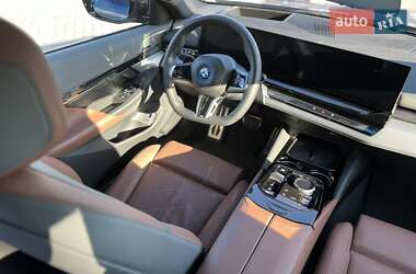 Седан BMW i5 2023 в Хмельницькому