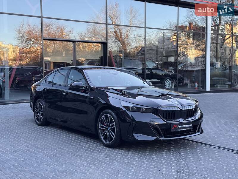 Седан BMW i5 2023 в Одесі