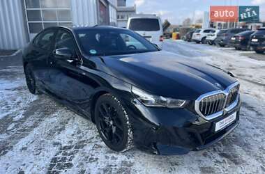 Седан BMW i5 2023 в Хмельницькому