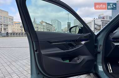 Седан BMW i5 2024 в Києві