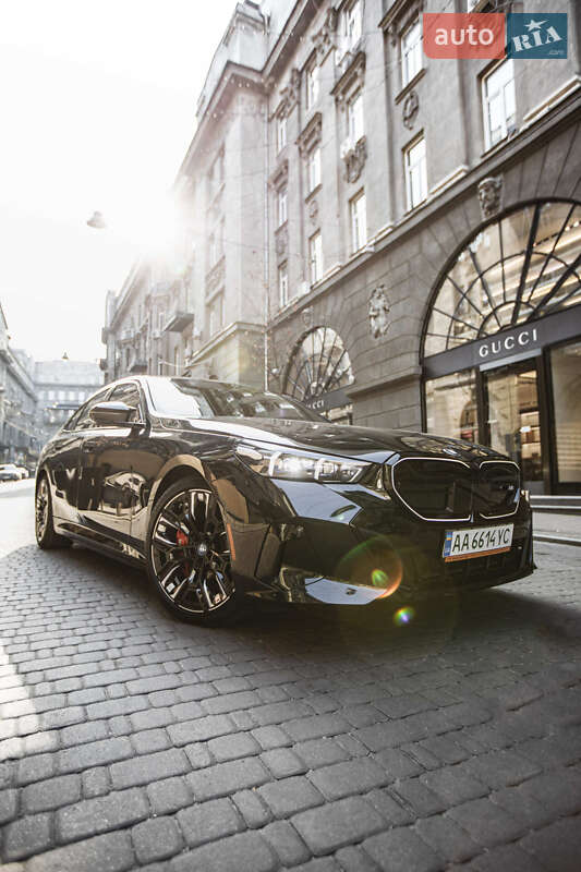 Седан BMW i5 2024 в Киеве