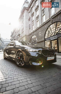 Седан BMW i5 2024 в 