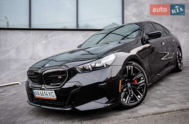 Седан BMW i5 2024 в 