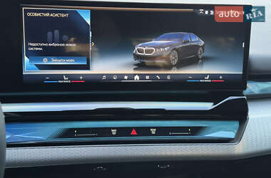 Седан BMW i5 2024 в 