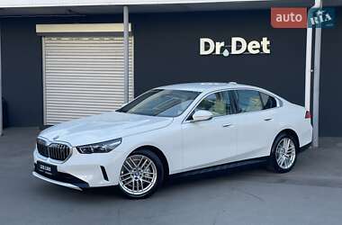Седан BMW i5 2024 в 