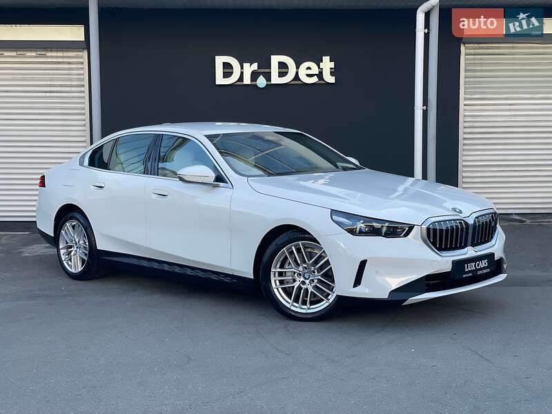 BMW i5 2024
