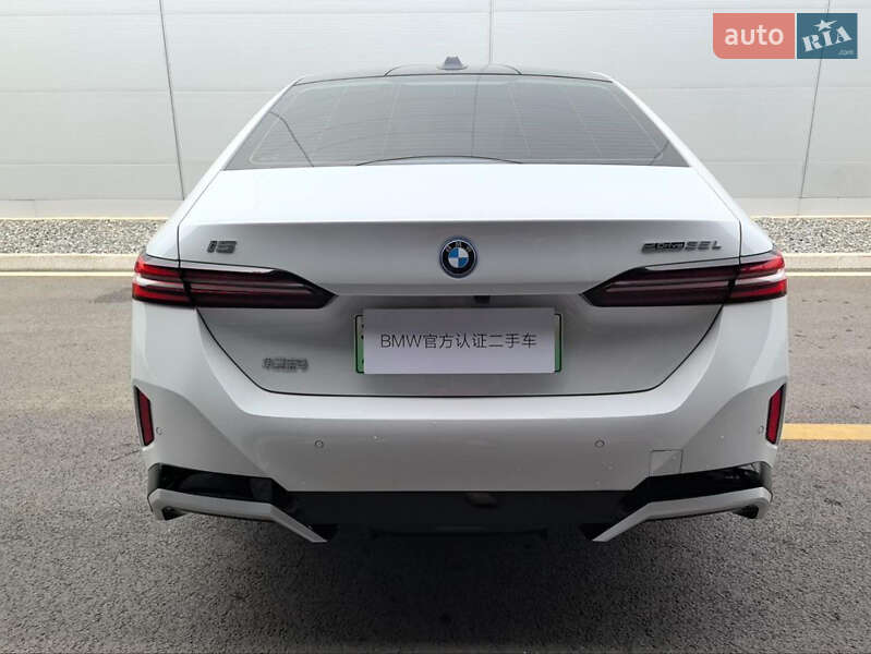 Седан BMW i5 2024 в Днепре