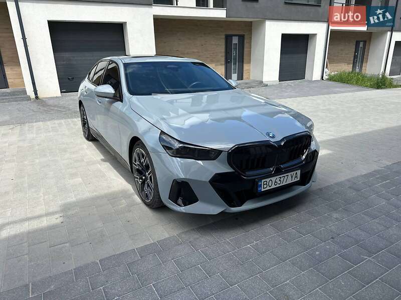 BMW i5 2023