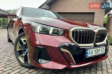 Седан BMW i5 2024 в Киеве